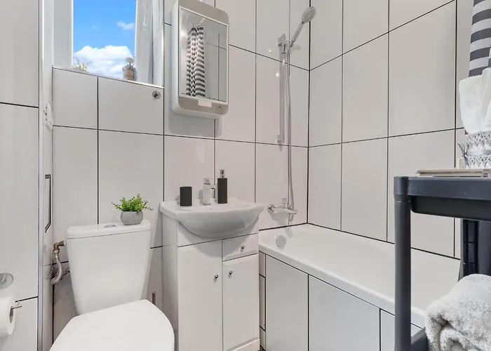 Air Conditioned 5 Min To Railway Station - Old Town Bratislava