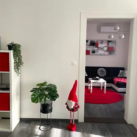 Air Conditioned 5 Min To Railway Station - Old Town *